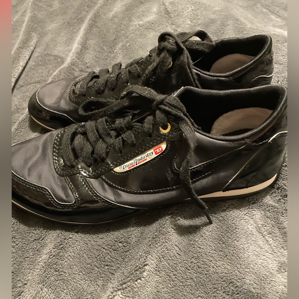 Diesel Black Sneakers with Subtle Gray Accents - Picture 2 of 15